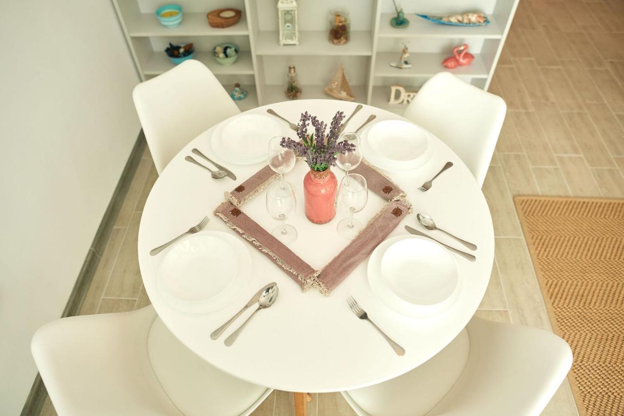 Sole Apartment Spa N Pools Beach Resort Navodari Exterior photo