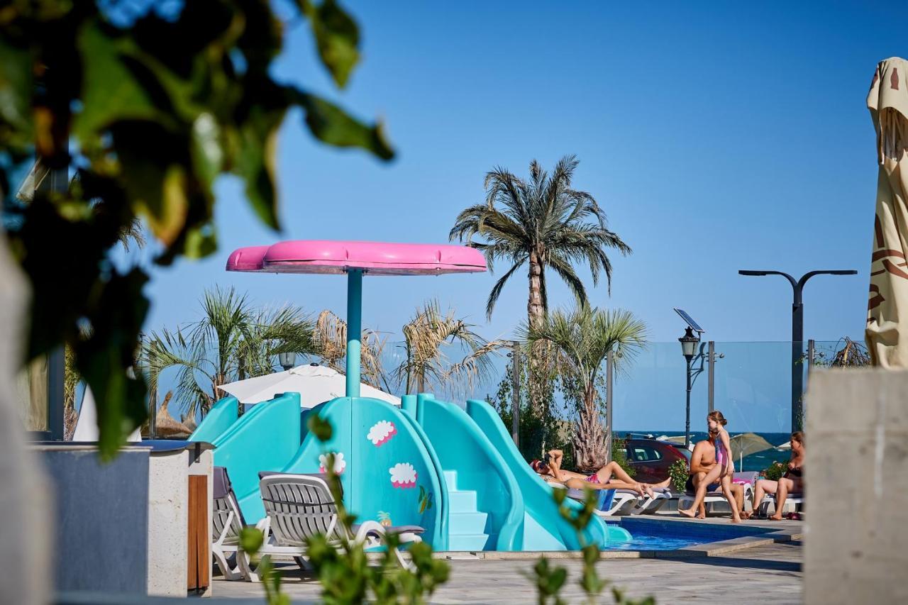 Sole Apartment Spa N Pools Beach Resort Navodari Exterior photo